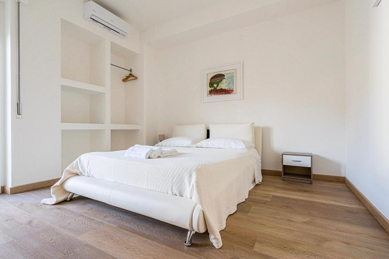 אצ'י קסטלו B&B Sea Terrace מראה חיצוני תמונה